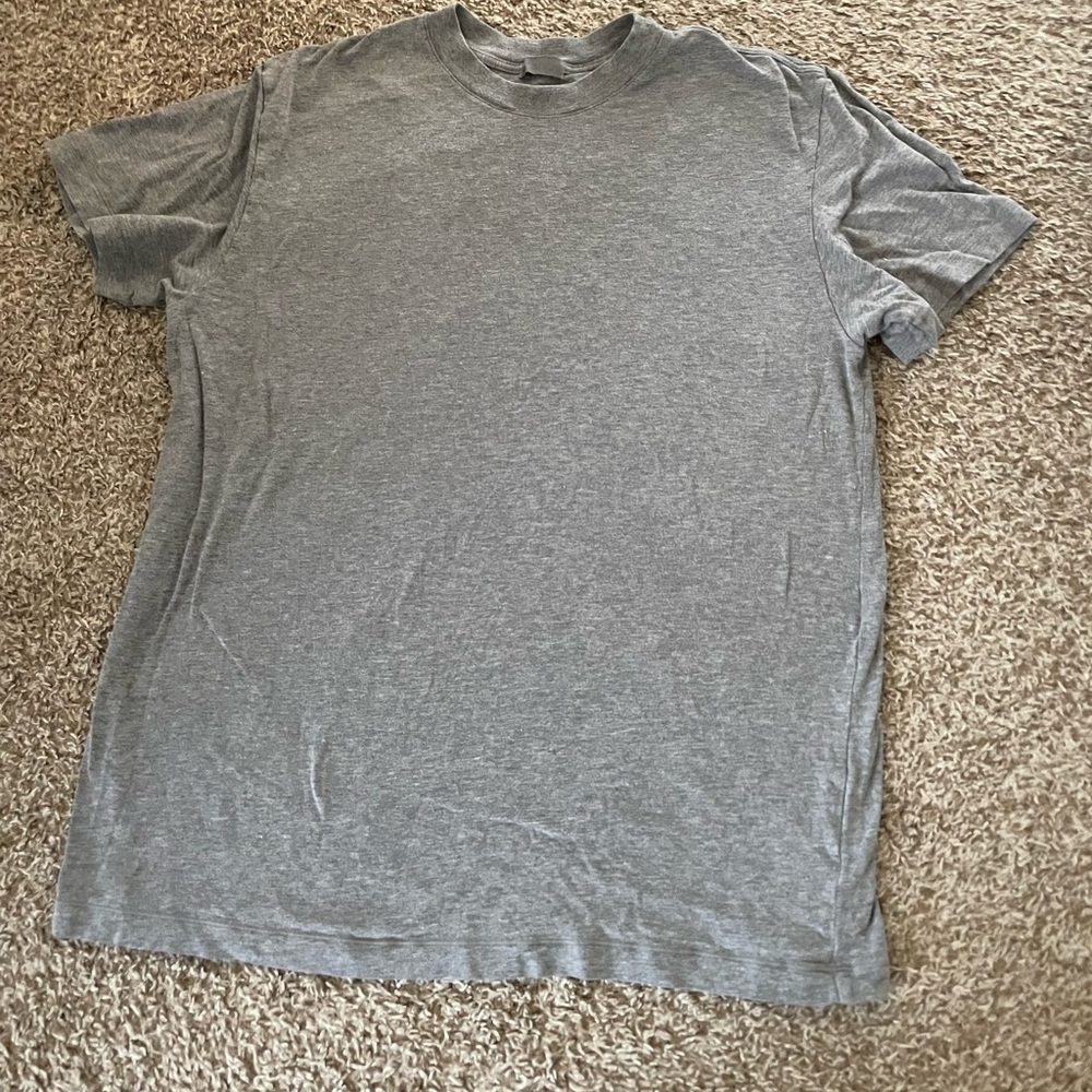 Skims dark grey boyfriend tee